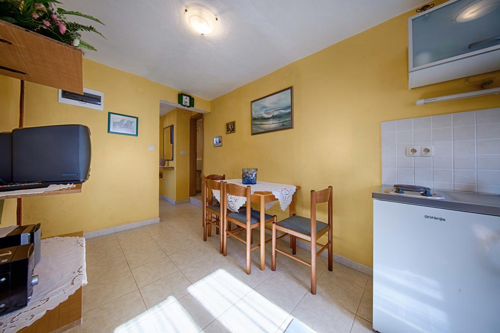 Apartments Pol Murvu Βις Εξωτερικό φωτογραφία