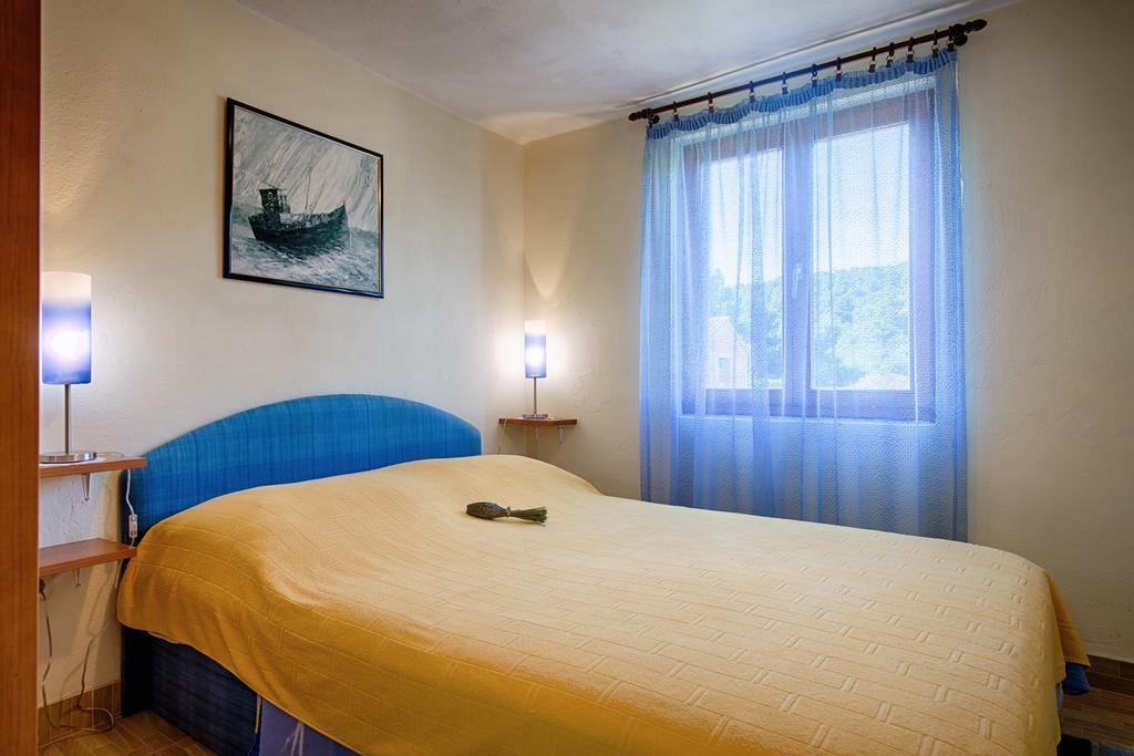 Apartments Pol Murvu Βις Εξωτερικό φωτογραφία